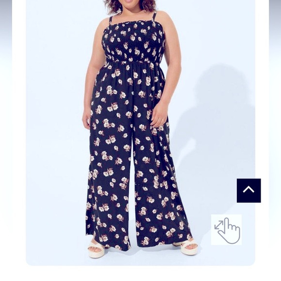 Torrid like new women’s floral one piece jumpsuit. - Picture 1 of 7